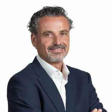 González Abraham Carmelo Director General