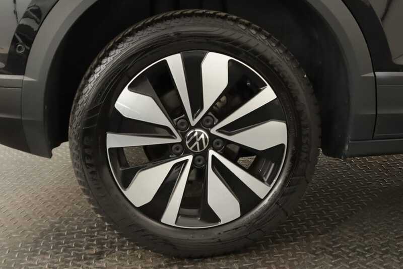 VOLKSWAGEN T-Roc T-Roc 1.0 TSI — photo 5