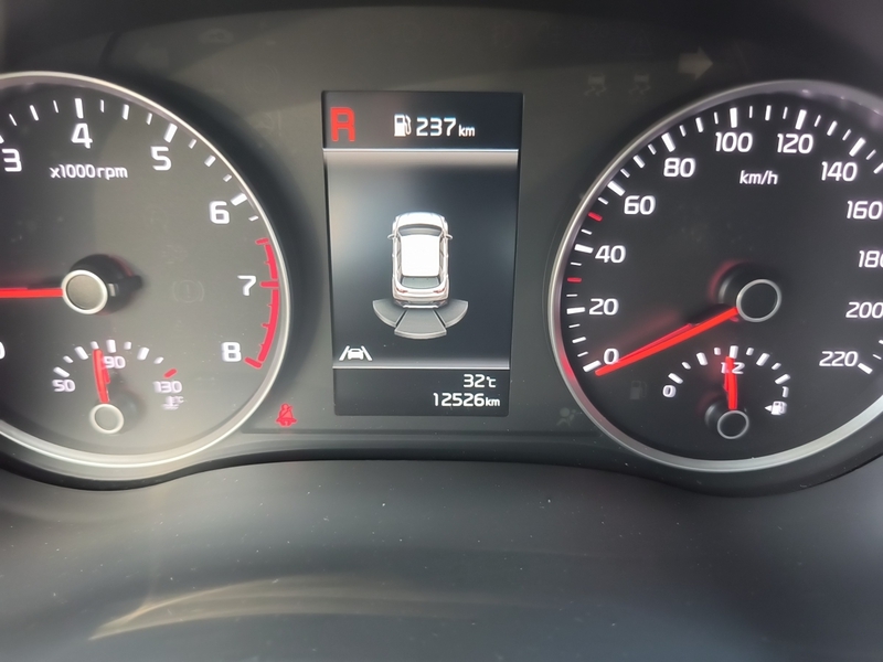 Fahrzeugabbildung Stonic 1.0 T-DGI VISON *KLIMA*CARPLAY*SHZG*ALLW Bild 15 von 17
