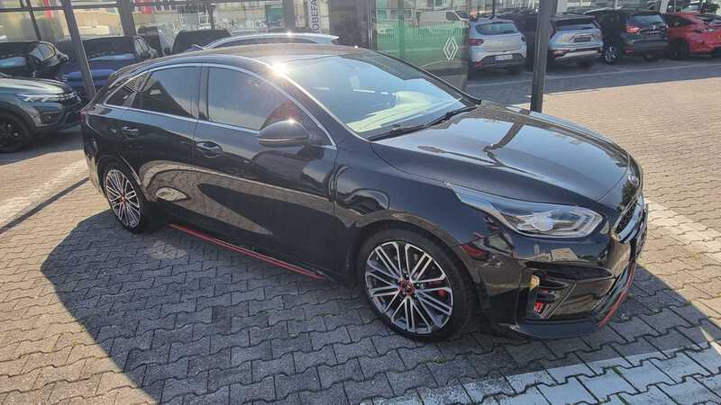 Kia ProCeed
