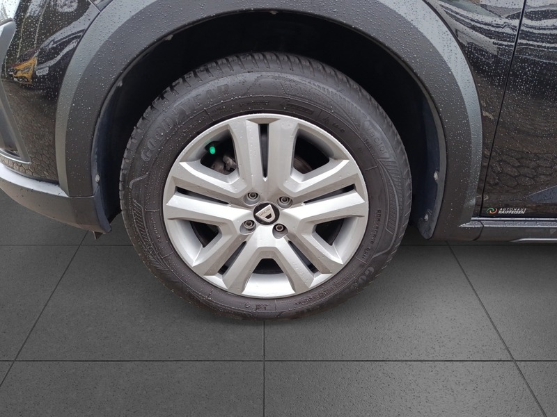Fahrzeugabbildung Sandero Stepway Comfort TCe 100 ECO-G Bild 16 von 17