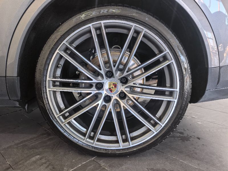 PORSCHE Cayenne Coupe 2020 — imagine 41