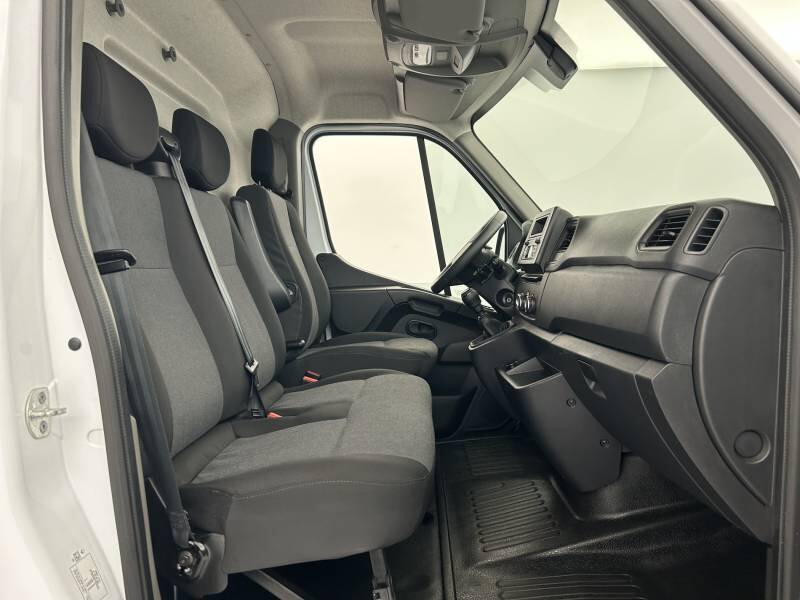 Renault Master III