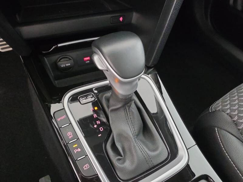 KIA Xcee'D