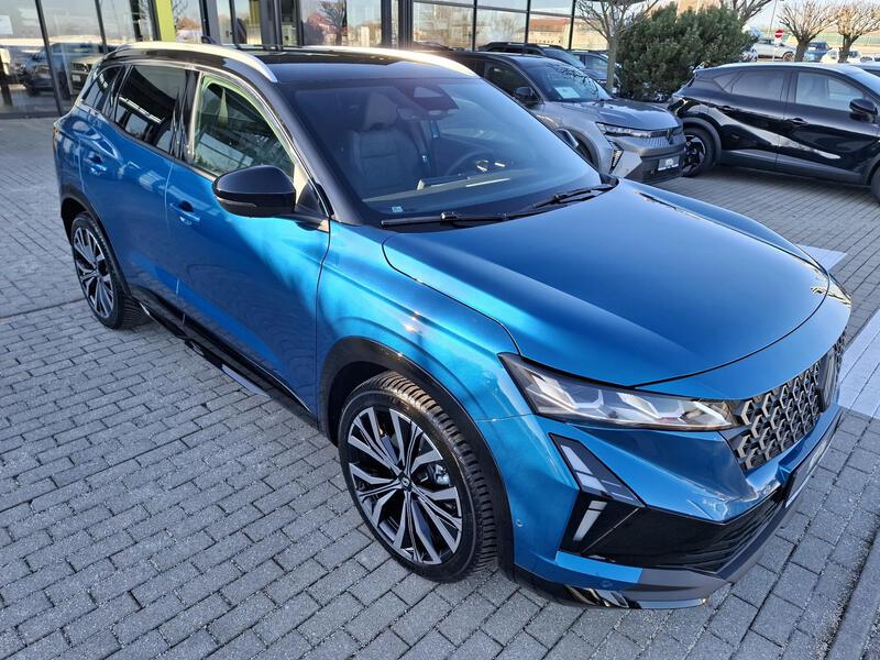 Fahrzeugabbildung Austral Techno Full Hybrid E-Tech 200 Bild 4 von 44