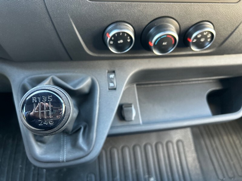 Renault Master Chasis Cabina
