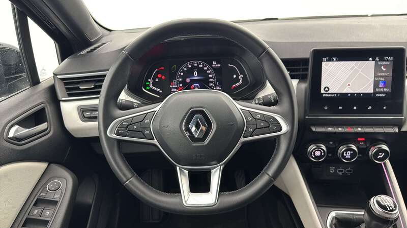 Renault Clio V