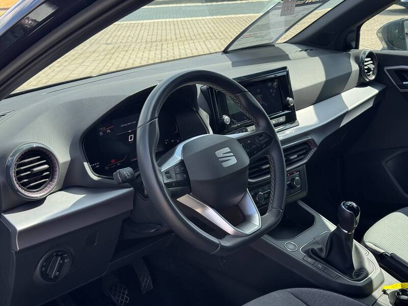 Fahrzeugabbildung Ibiza *LED/ACC/EPH/RFK* Bild 12 von 12