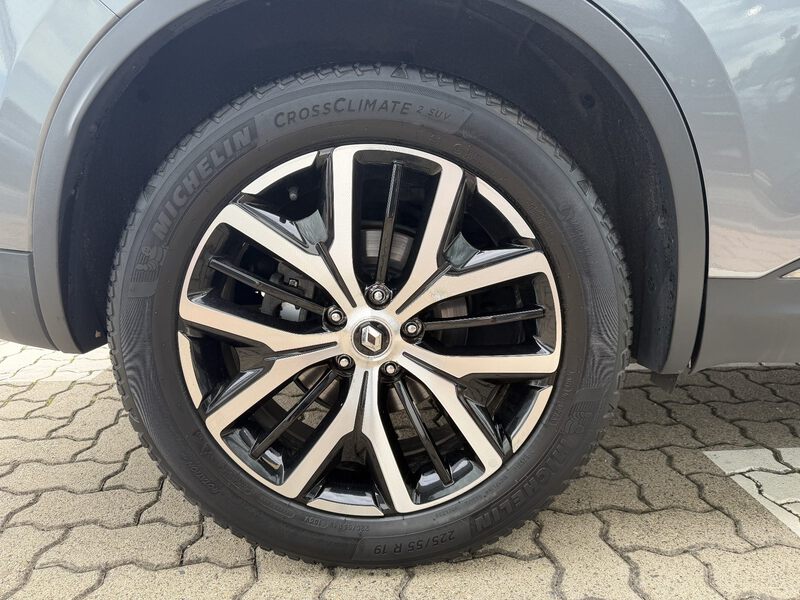 Fahrzeugabbildung Koleos ++Automatik++ Bild 10 von 44