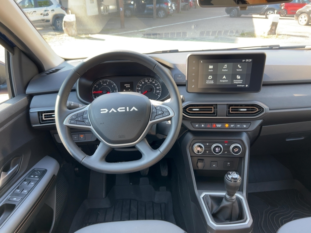 Dacia Sandero – Bild 9