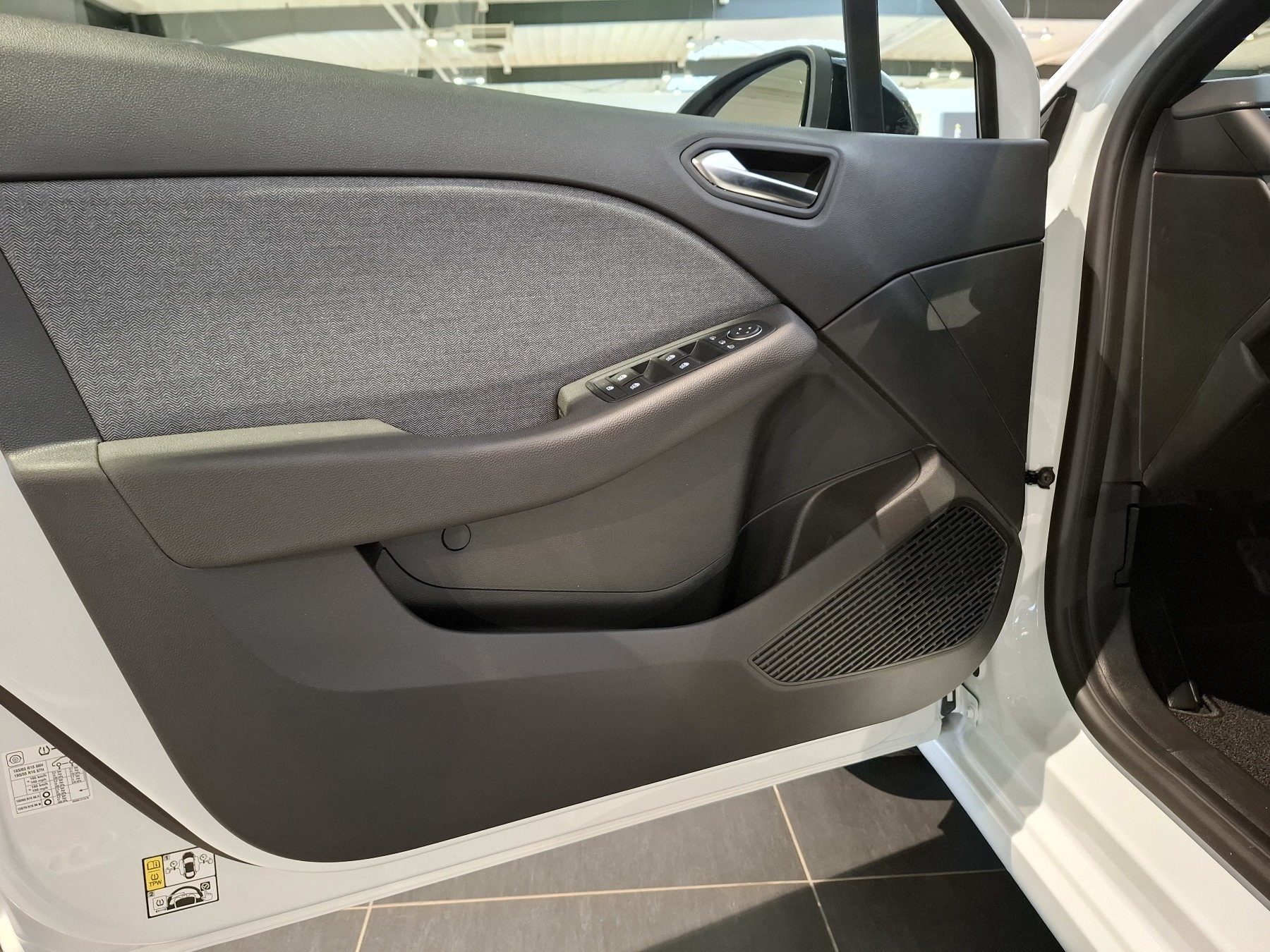 Renault Clio – Bild 30