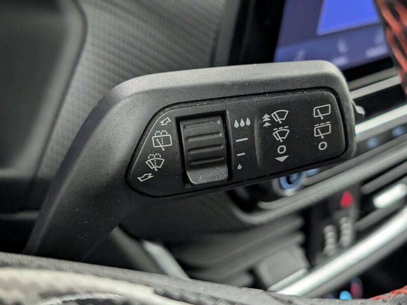 Fahrzeugabbildung Puma 1.0 EcoBoost MHEV ST-Line X Schiebedach Bild 37 von 42