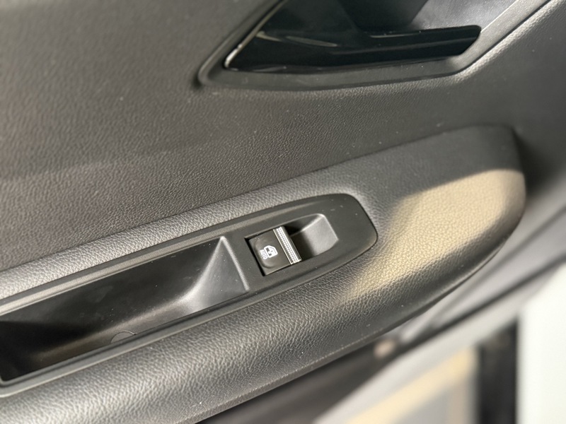Fahrzeugabbildung Megane E-TECH Equilibre EV40 130PS boost charge Bild 39 von 50