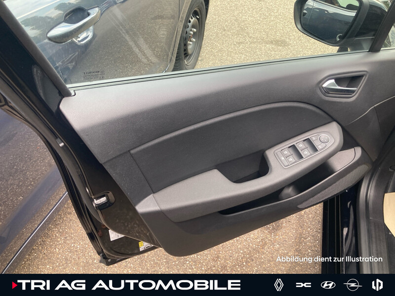 Fahrzeugabbildung Clio SCe 65 Navigation SHZ Evolution Bild 15 von 21