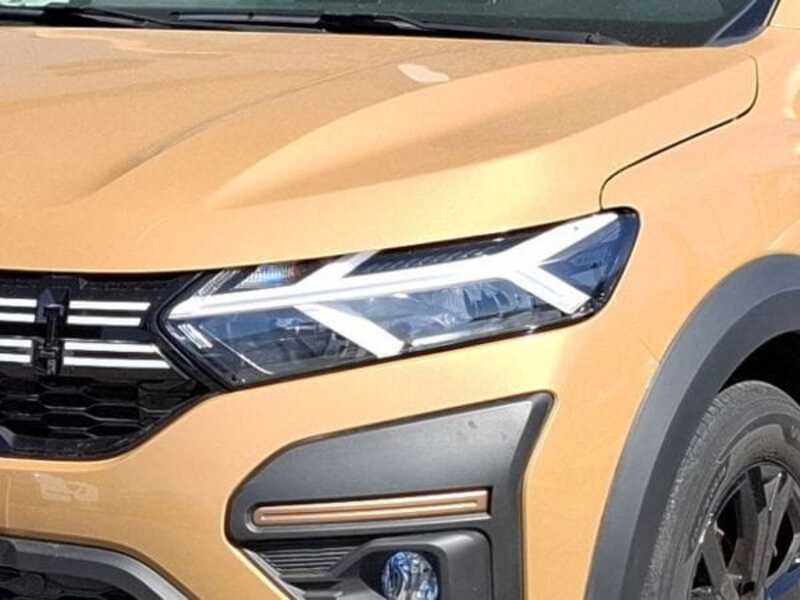 DACIA Sandero TCe 90 Stepway Extreme — photo 3