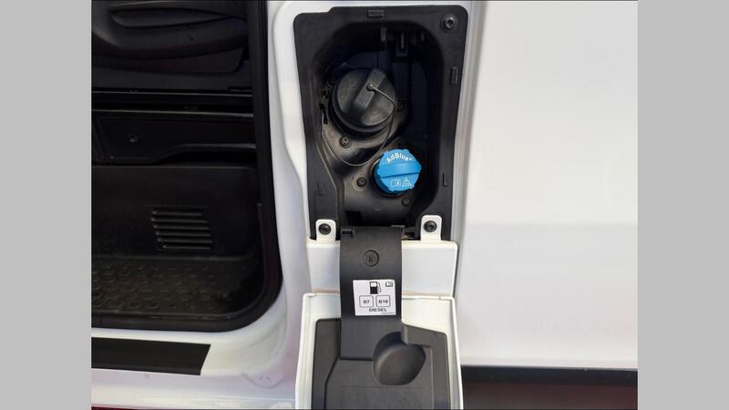 Renault Trafic Combi