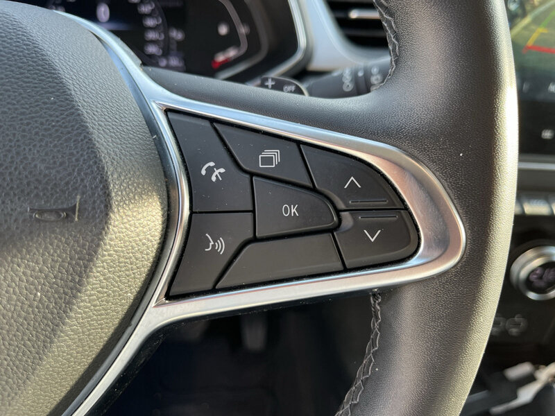 Fahrzeugabbildung Captur RF-Kamera Bild 25 von 27