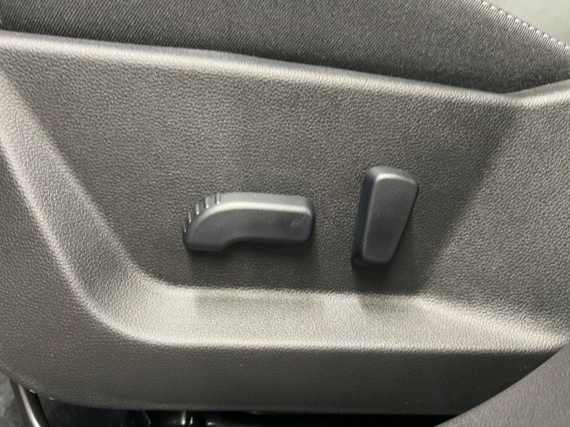 Fahrzeugabbildung Bigster Apple CarPlay KLIMA Bild 19 von 23