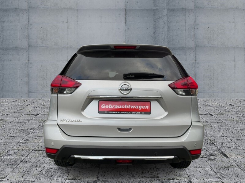 Fahrzeugabbildung X-Trail AUTOMATIK/7SITZER Bild 3 von 15
