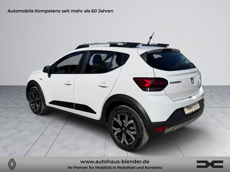 Fahrzeugabbildung Sandero Stepway Comfort TCe 100 ECO-G Bild 4 von 14