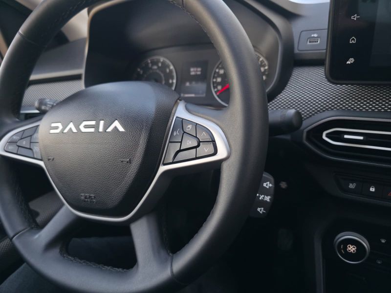 DACIA Logan 2023 — imagine 40