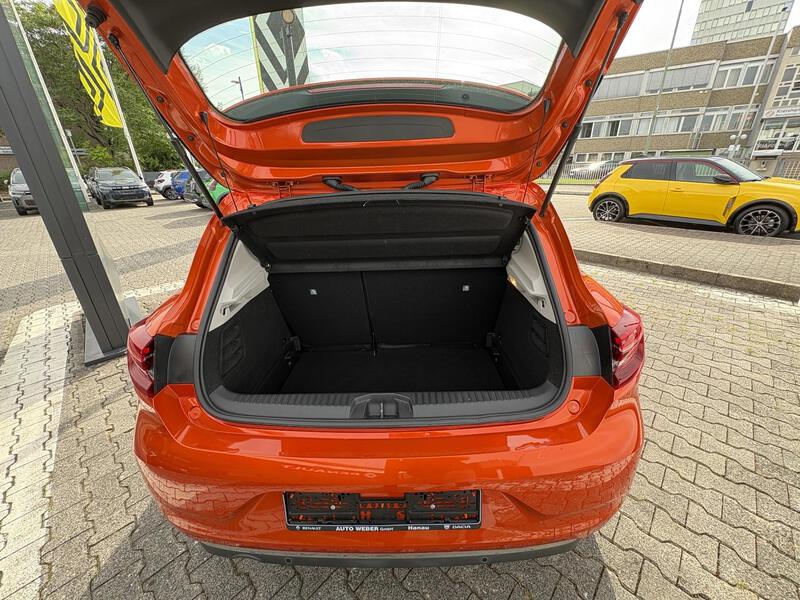 Fahrzeugabbildung Clio V 1.0 TCe 90 Intens Bild 10 von 18