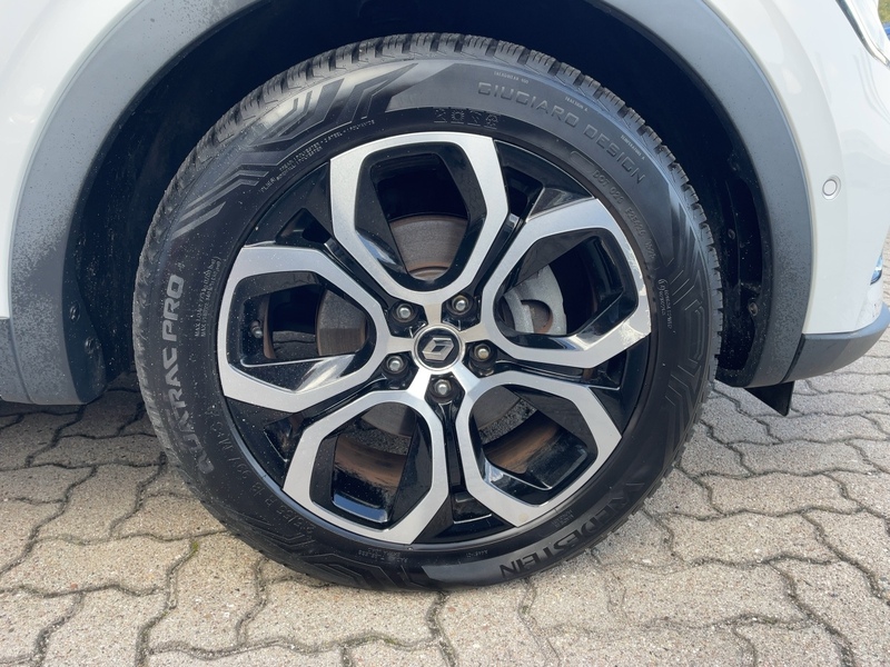 Fahrzeugabbildung Arkana 1.6 E-TECH Hybrid 145 Intens Bild 6 von 15