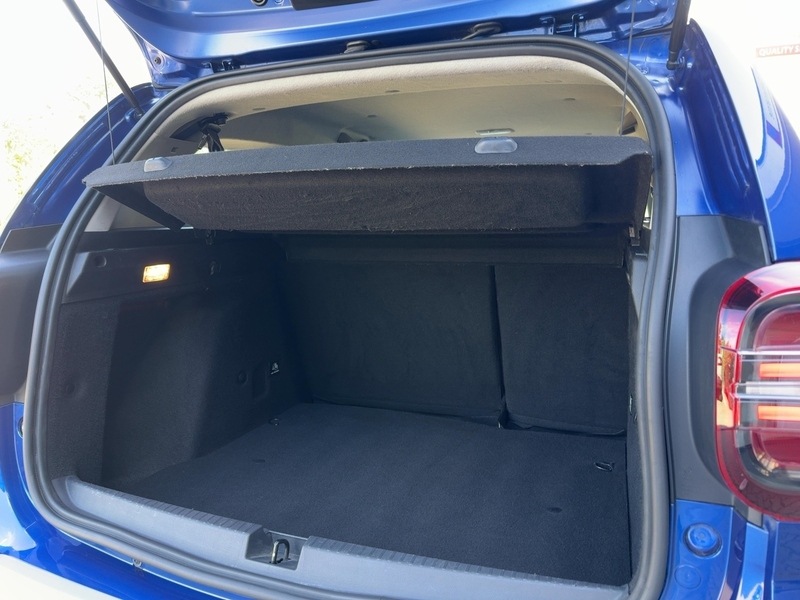 Fahrzeugabbildung Duster Prestige TCe 150 EDC 2WD+CARPLAY+SHZG+KAMERA+ Bild 13 von 15