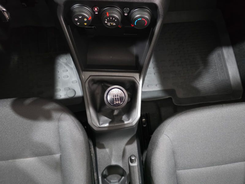 DACIA Logan 2022 — imagine 16