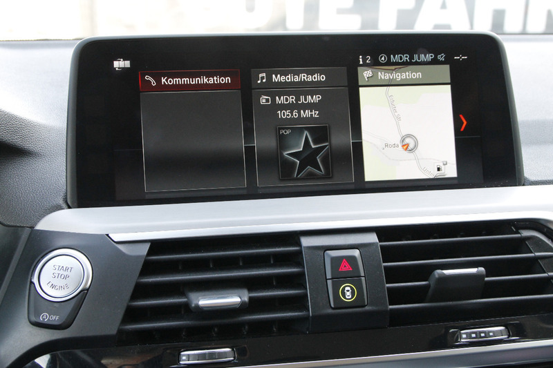 Fahrzeugabbildung X3 xDrive 20 d 2.0 xDrive SAV Bild 8 von 23