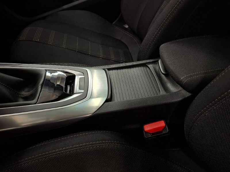 PEUGEOT 308 2015 — imagine 44