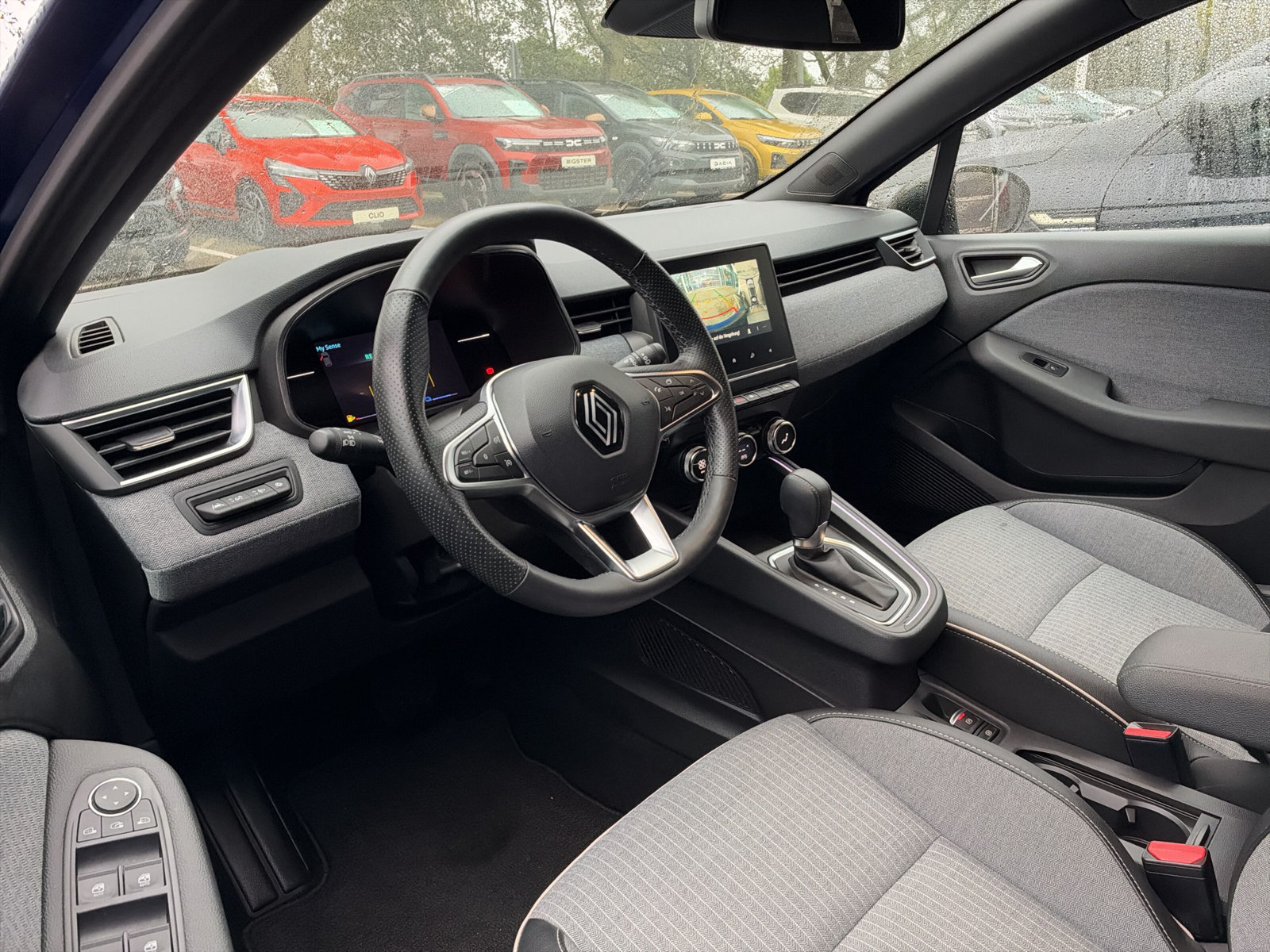Renault Clio – Bild 10