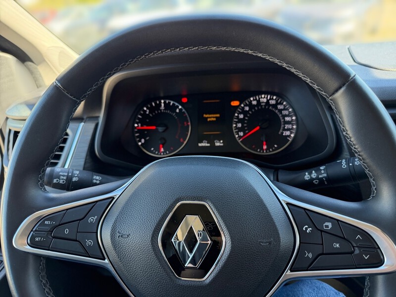 Fahrzeugabbildung Trafic Lkw Komfort L1H1 3,0t Blue dCi 170 Bild 8 von 14