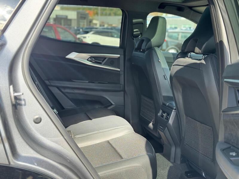 Fahrzeugabbildung Austral Techno Esprit Alpine Mild Hybrid 160 Aut Bild 8 von 12