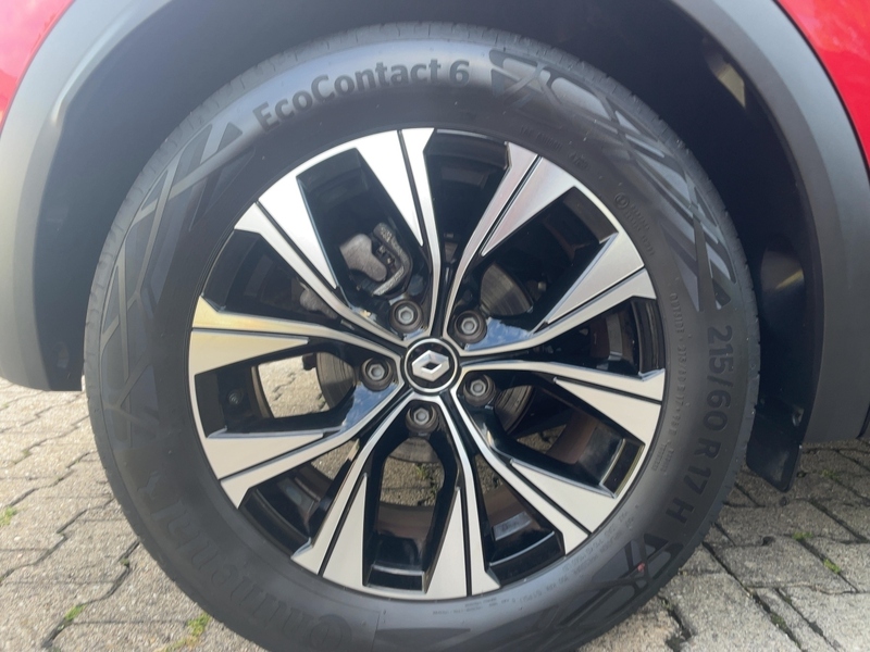 Fahrzeugabbildung Captur II Techno E-Tech Full Hybrid 145 Bild 11 von 15