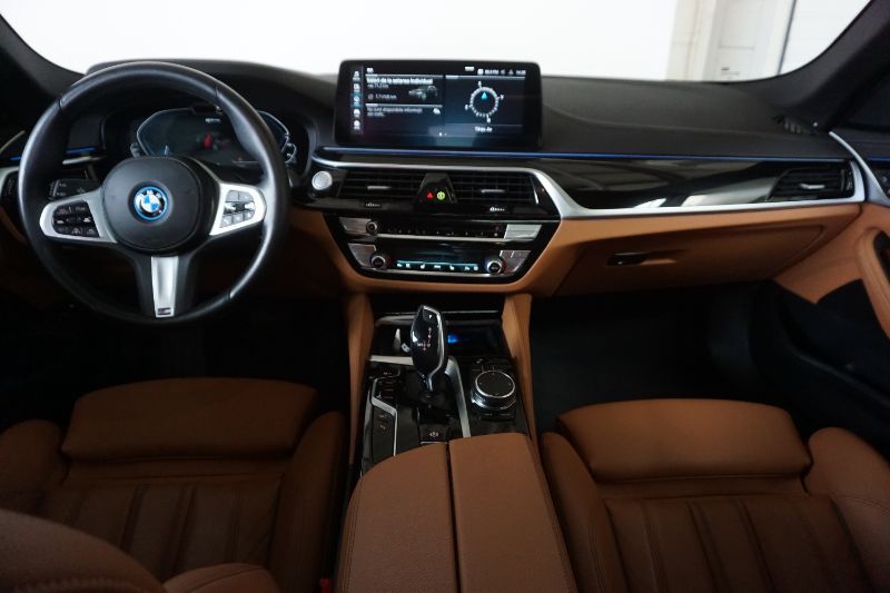 BMW Unknown Model 2023 — imagine 35
