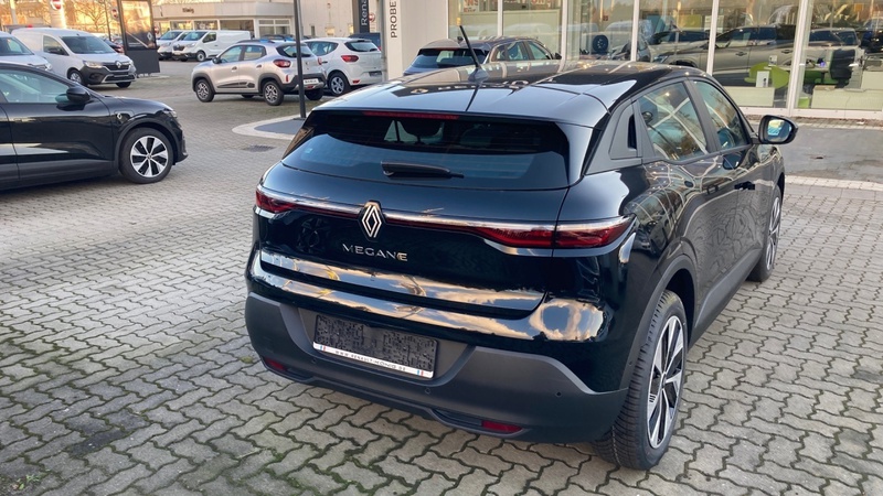Fahrzeugabbildung Megane E-Tech 100% ele Paket Evolution ER EV60 130 Bild 4 von 11