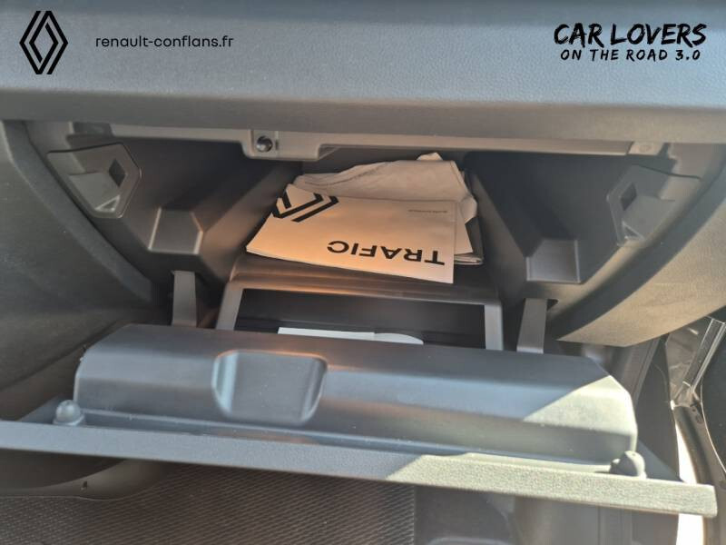 Renault Trafic Combi