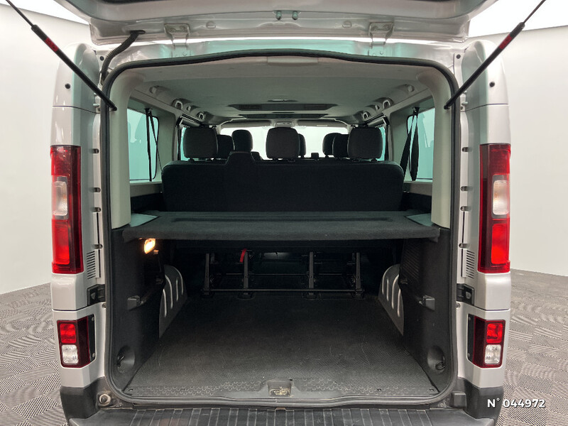 Renault Trafic Combi