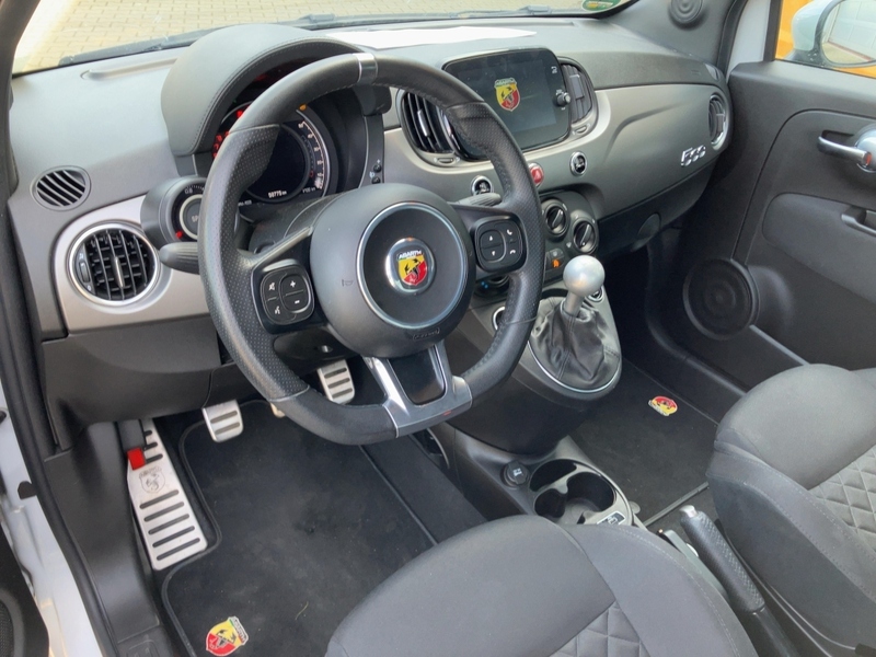 Abarth 595