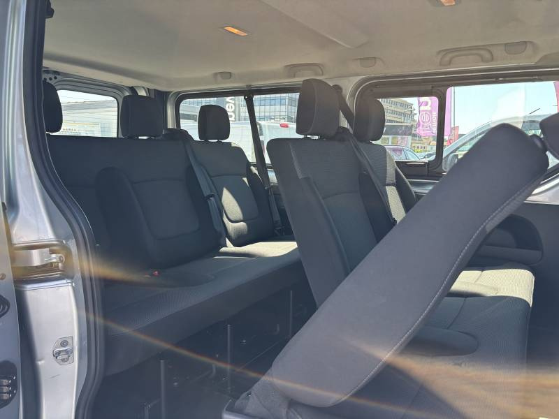 Renault Trafic Combi