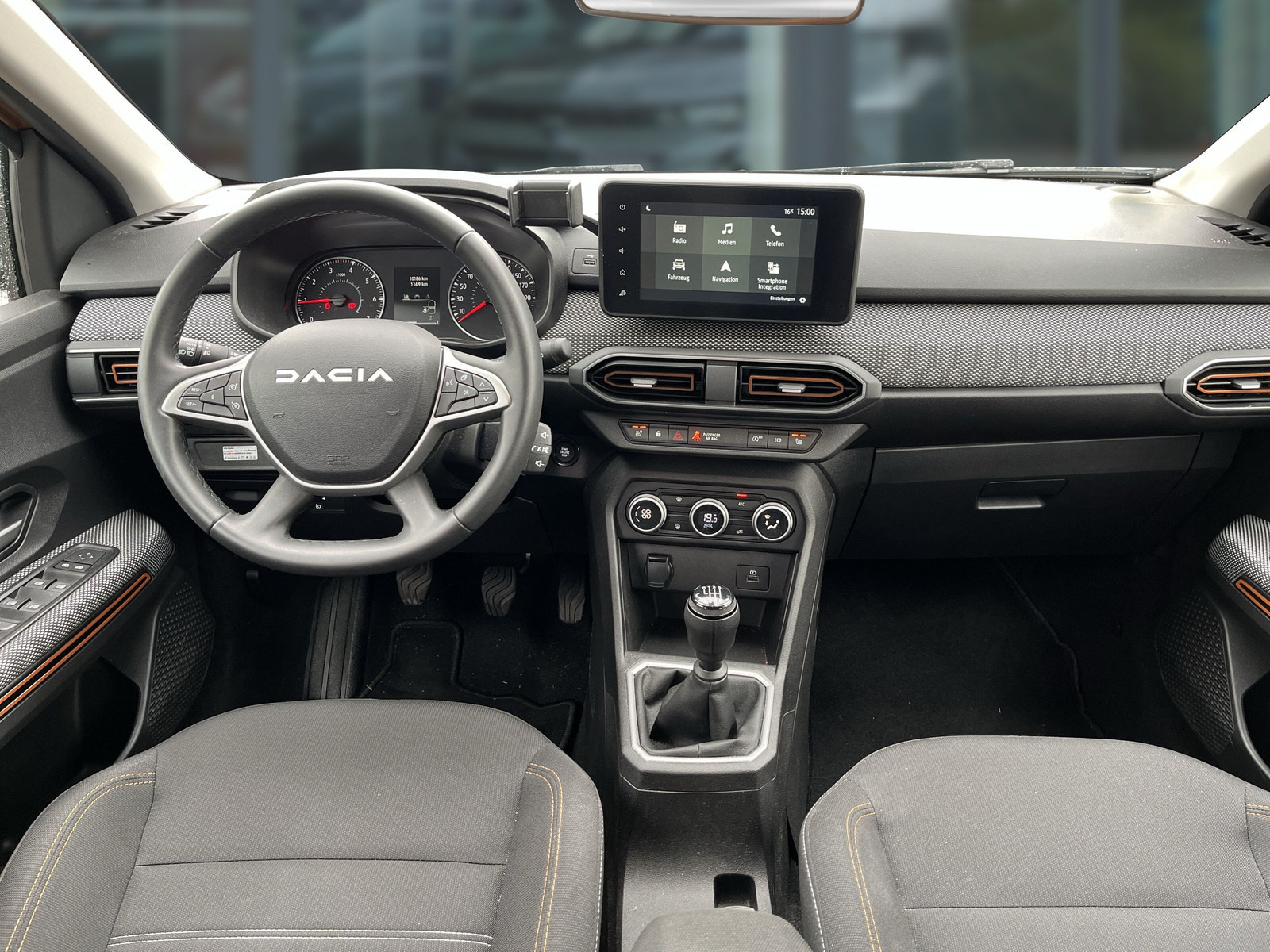 Dacia Sandero – Bild 13