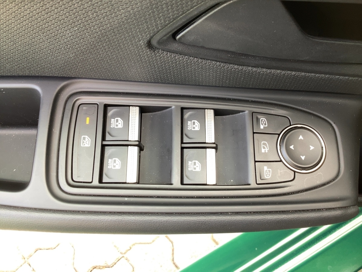 Renault Clio – Bild 18