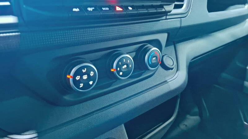 Renault Trafic Combi