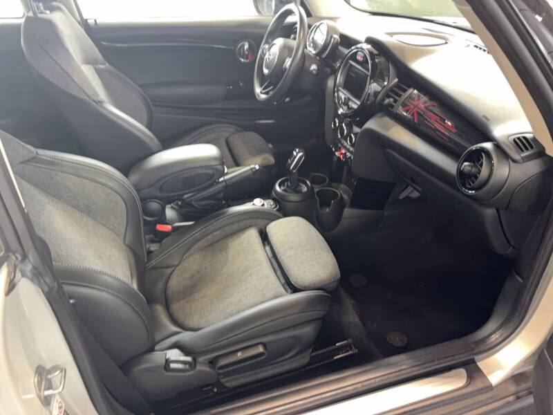 Mini F56 LCI