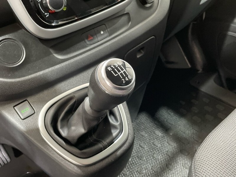 Renault Trafic Furgón