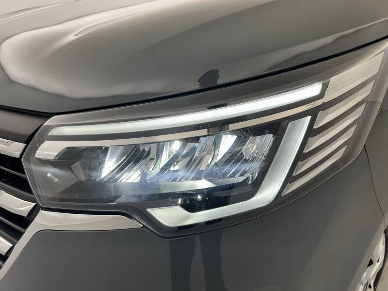 Renault Trafic Combi
