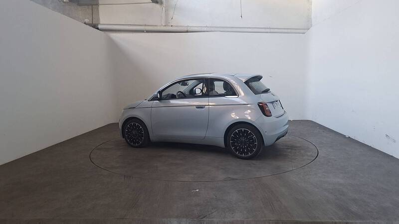 Fiat 500e Berline MY22 Serie 1 Step 1