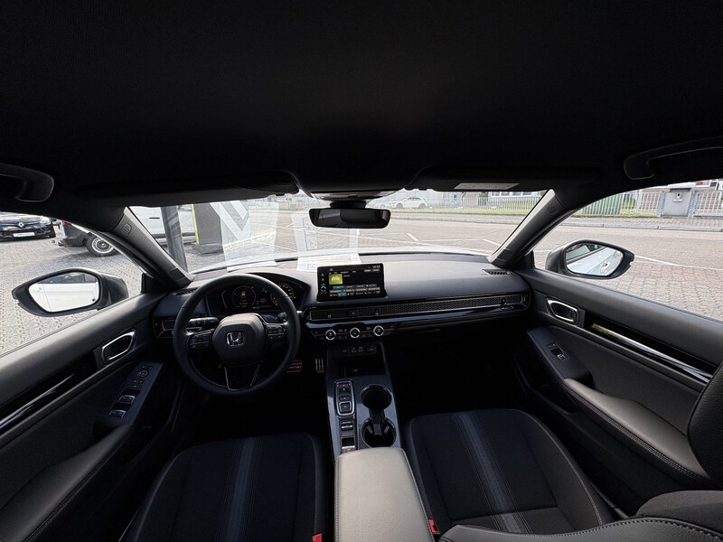 Fahrzeugabbildung Civic e:HEV Sport Premium Illumination/Sport-Pa Bild 14 von 18