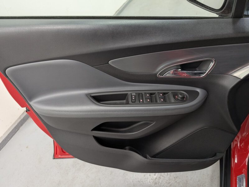 Fahrzeugabbildung Mokka 1.4 Turbo Color Edition SHZ Bluetooth Bild 26 von 28
